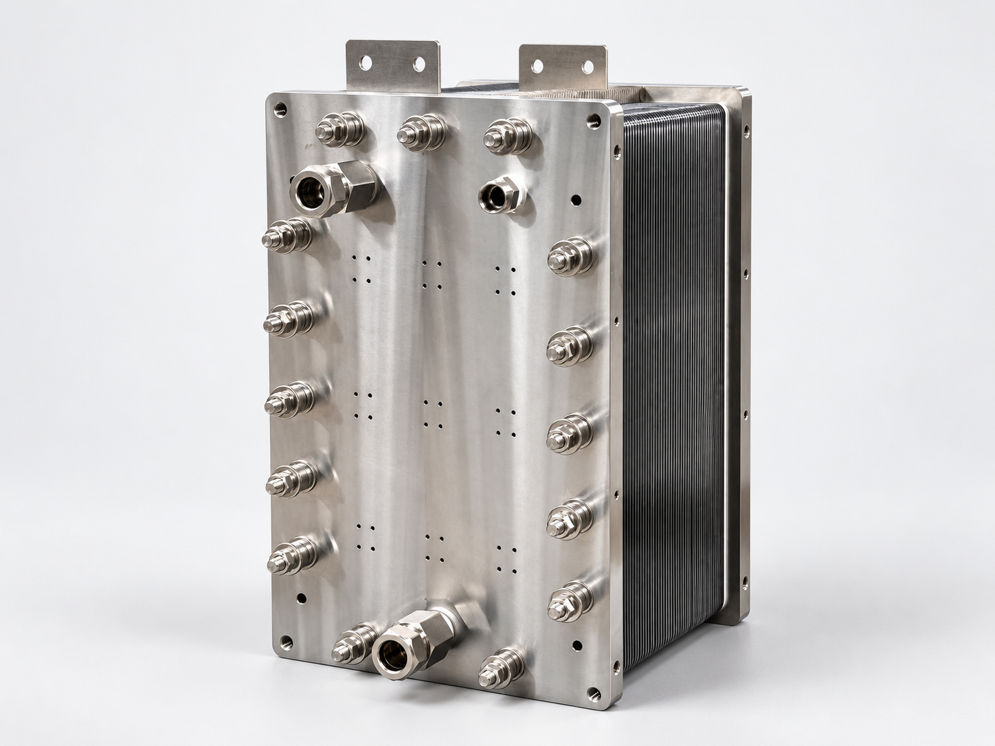 HydroXpand HXS-30 — 30 kW AEM Electrolyser Stack